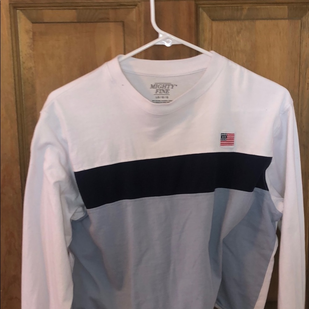 girls tee